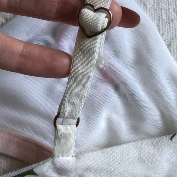 Wildfox Intimates Floral Sleep Set Bra Shorts in Lovers Bouquet size Small - Picture 8 of 8